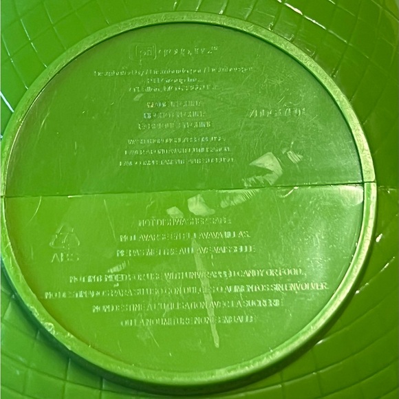 Disney P J Masks Gekko Trick or Treat Bucket - Picture 6 of 6